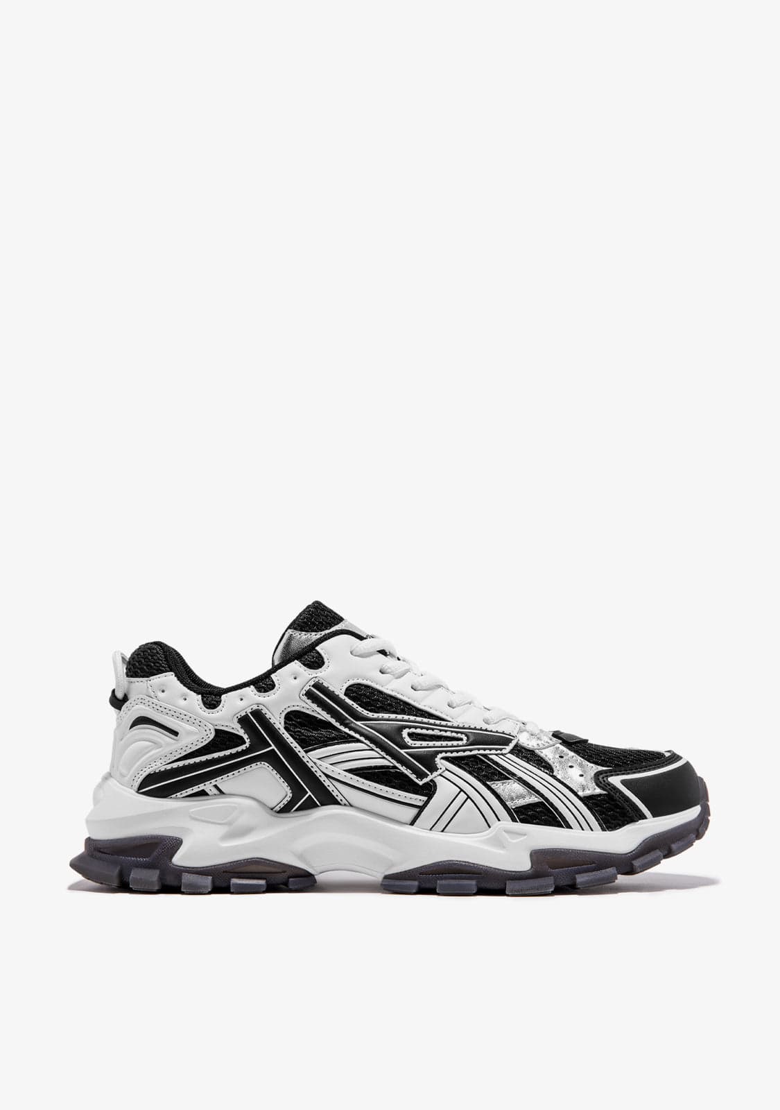 347 Track Stellar Black