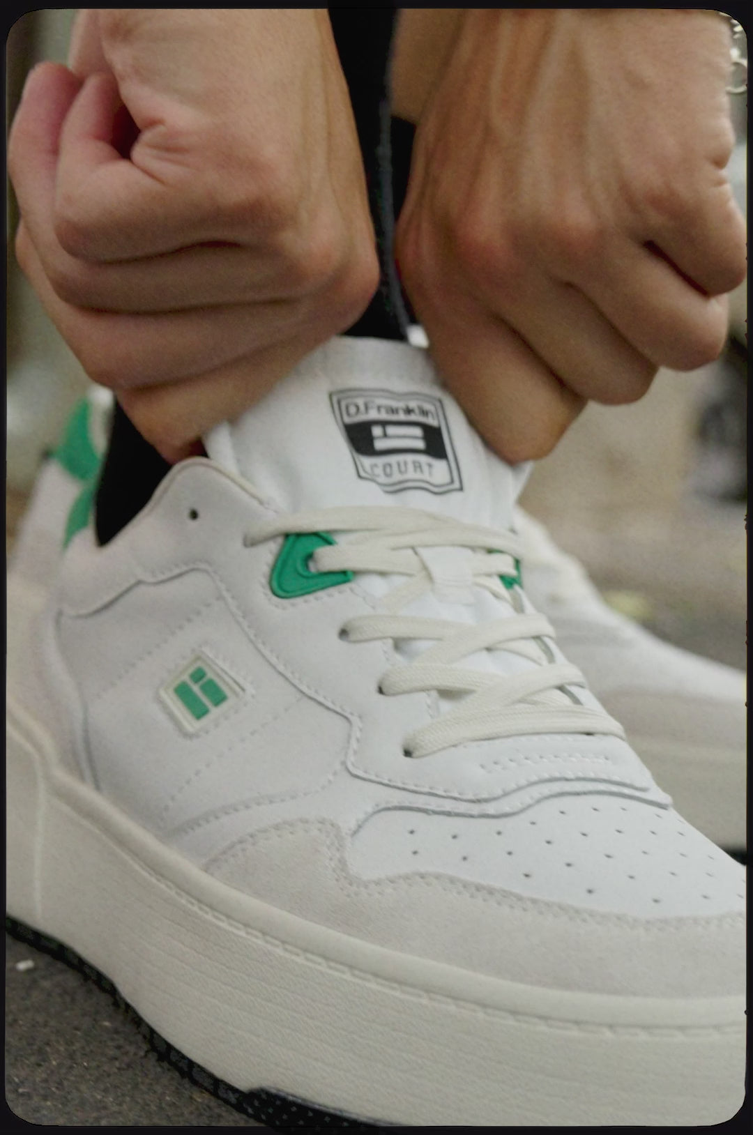 Cargar vídeo: Court Tennis Basic White / Green